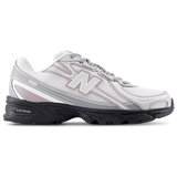 New Balance 740