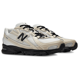New Balance 740