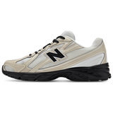 New Balance 740