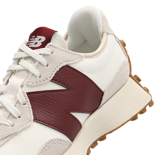 New Balance 327