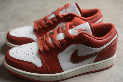 Air Jordan 1 Low SE "Dune Red