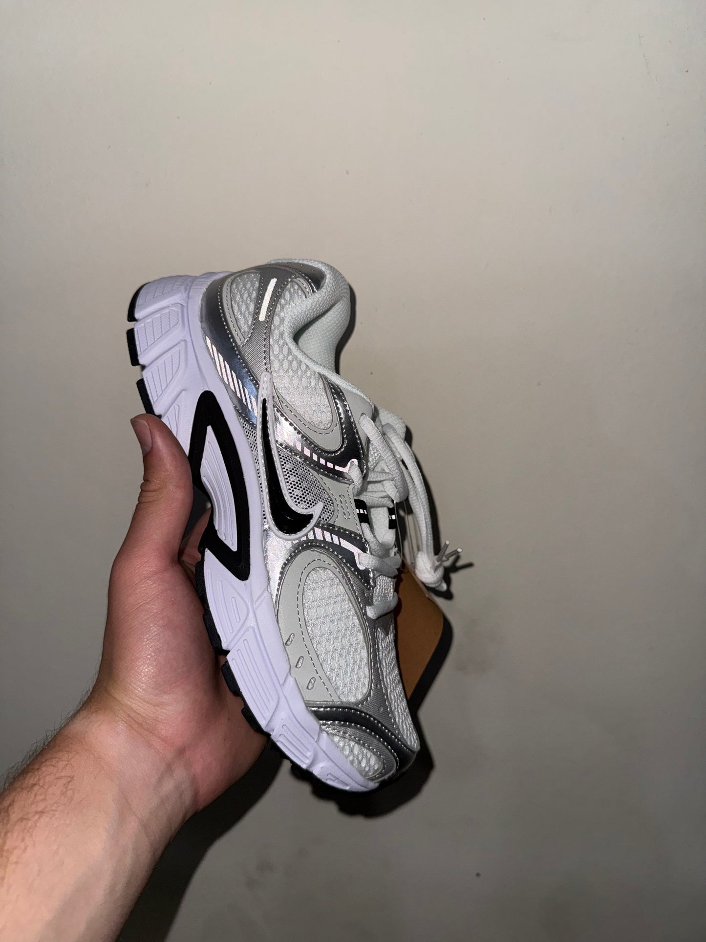 Nike V5 RNR sneakers