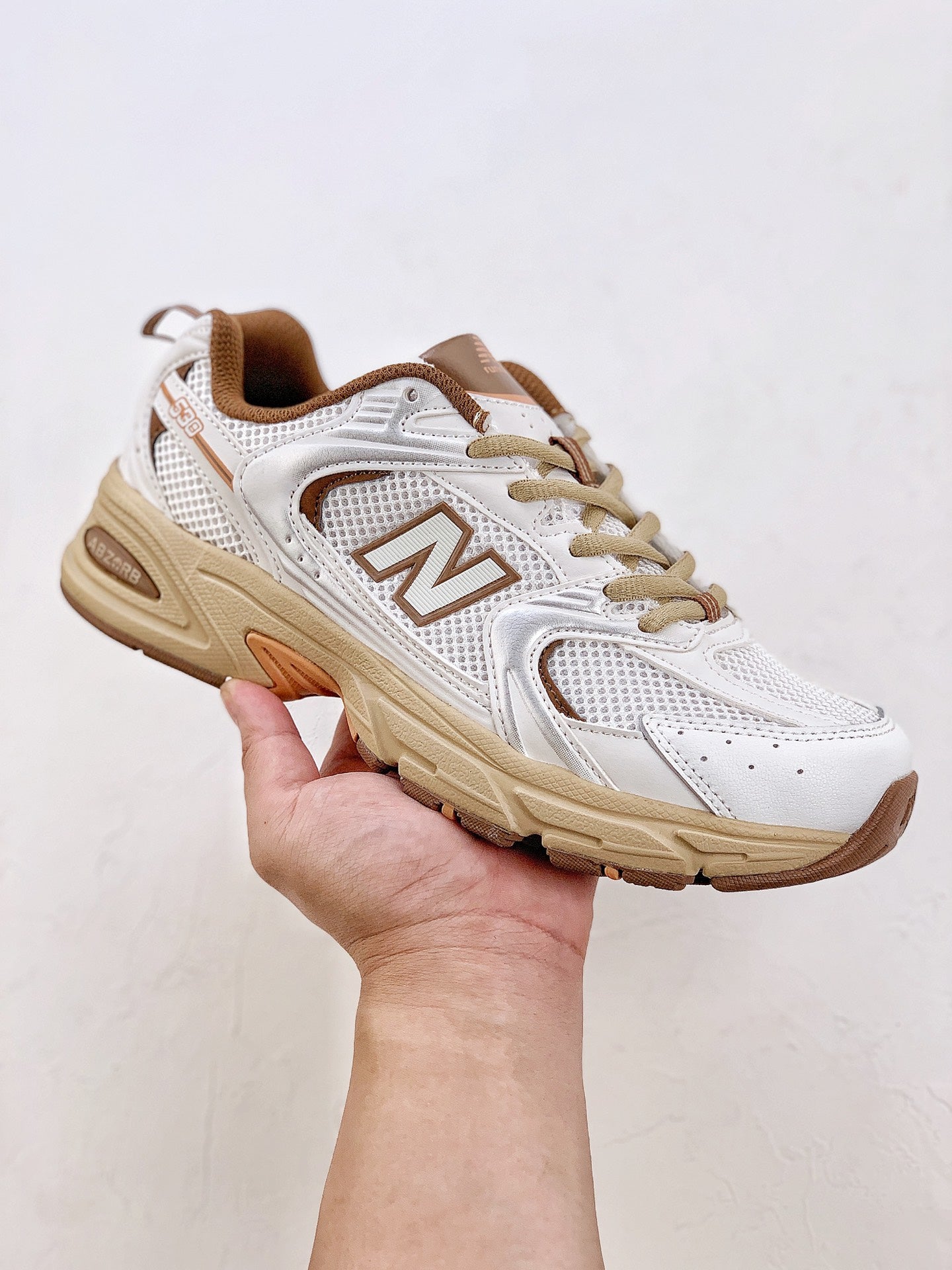 New Balance 530 White Brown