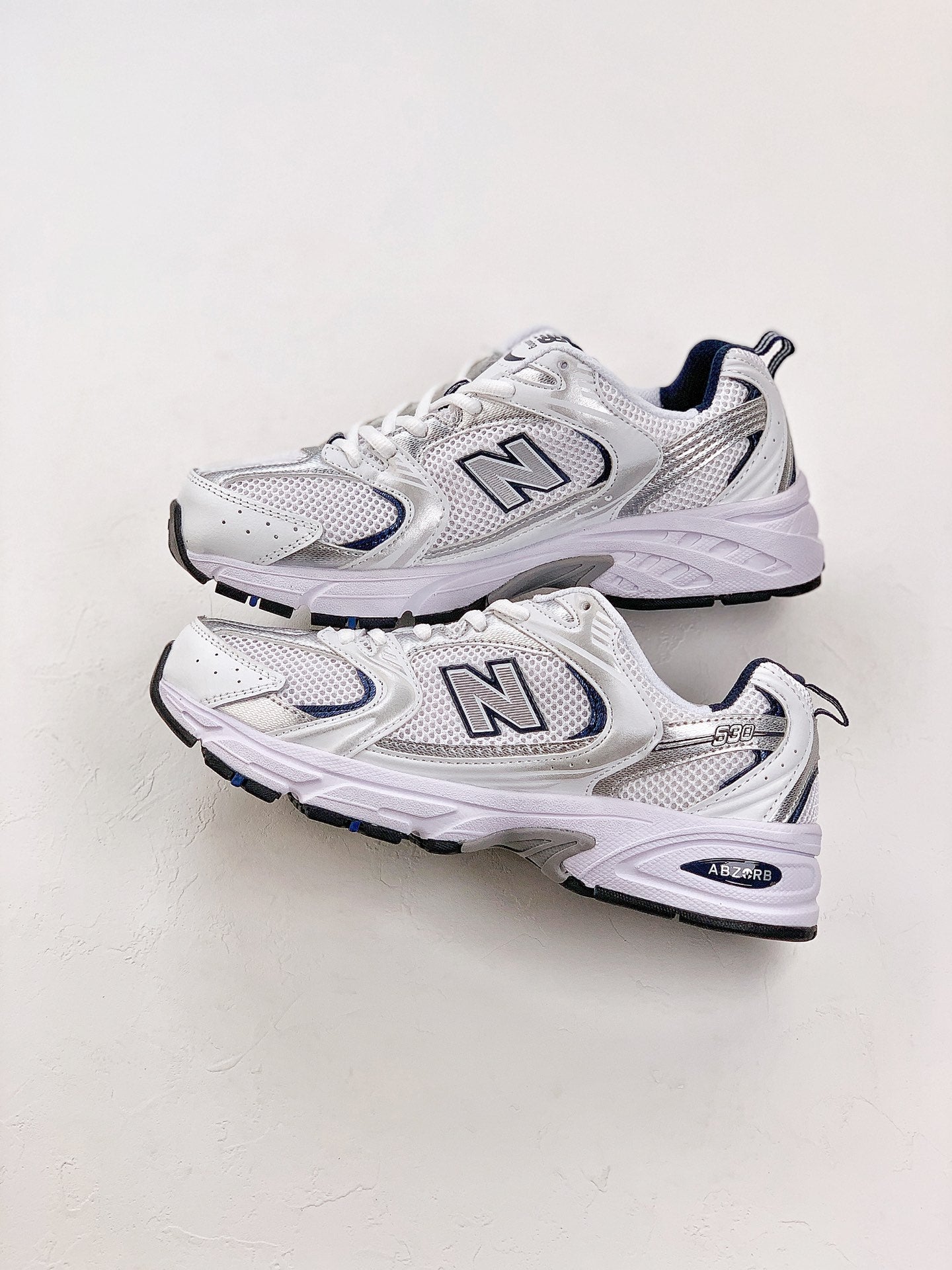 New Balance 530 White navy silver