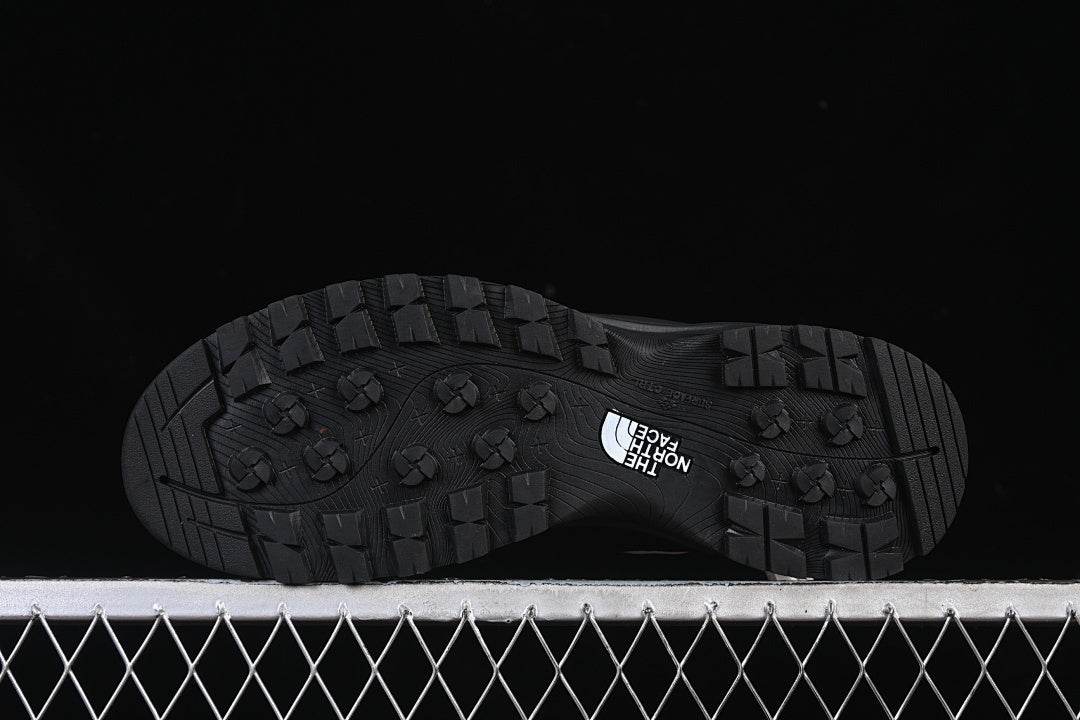 THE NORTH FACE WATER PROOF SHOESES