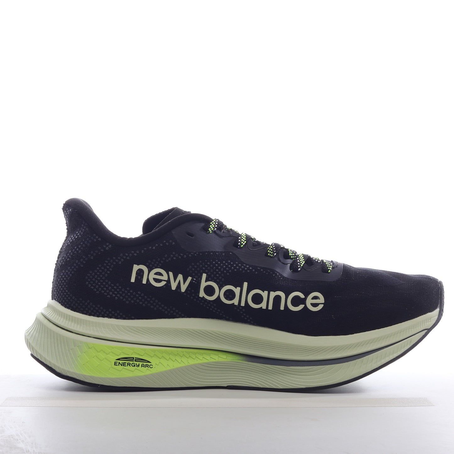 New Balance FuelCell Prism