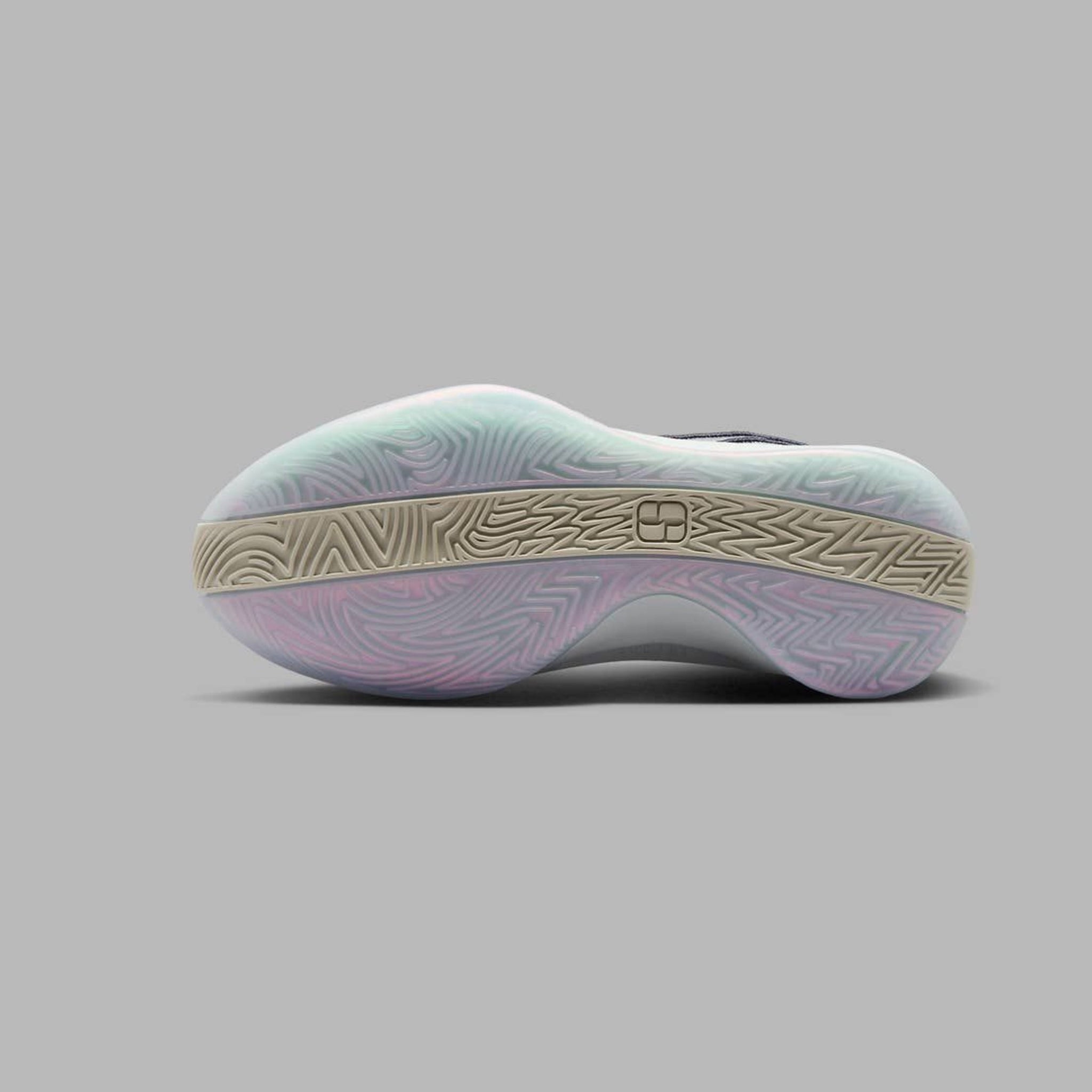 Nike Sabrina 1 ionic shoes