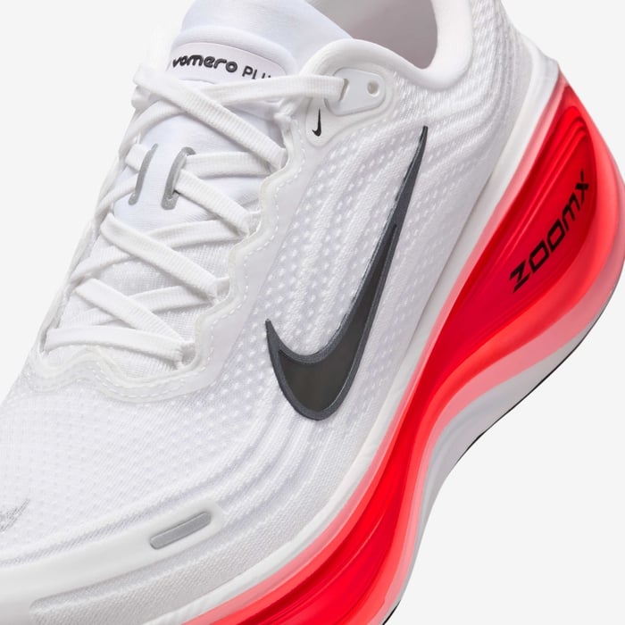 Nike Vomero Plus