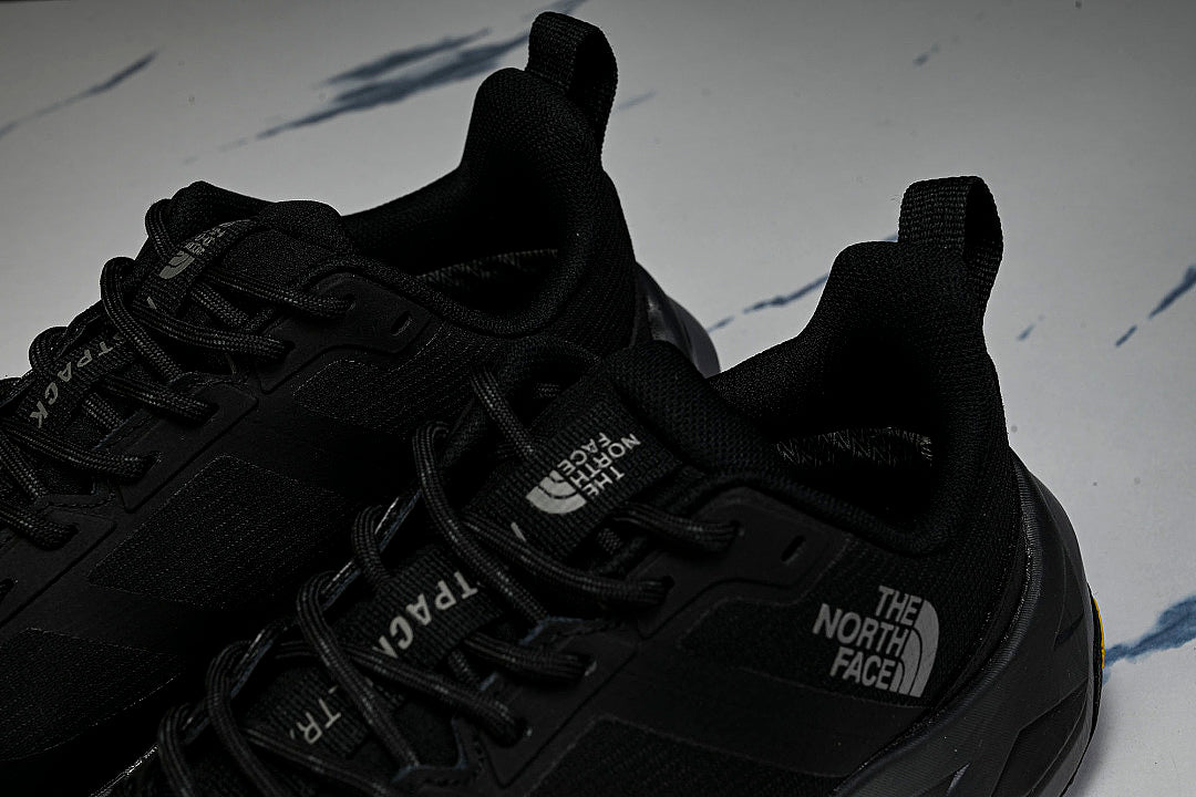 EFASTPACK ULTRA GORE-TEX BLACK/BLACK/BLACK