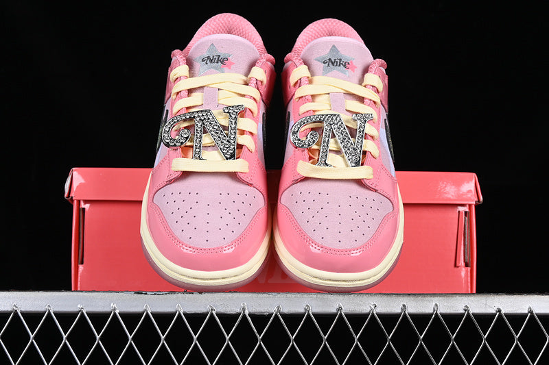 DUNK LOW LX BARBIE PINK FOAM/PALE VANILLA/BLACK/LOTUS PINK