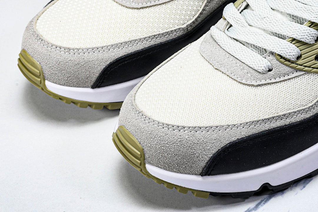 DM0029-011 AIR MAX 90 RETRO AIR CUSHIONED RUNNING SHOES BLACK/WHITE/TEA GREEN