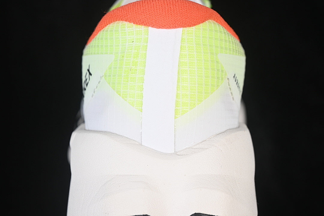 TERREX AGRAVIC TT TRAIL CLOUD WHITE/CORE BLACK/IMPACT ORANGE