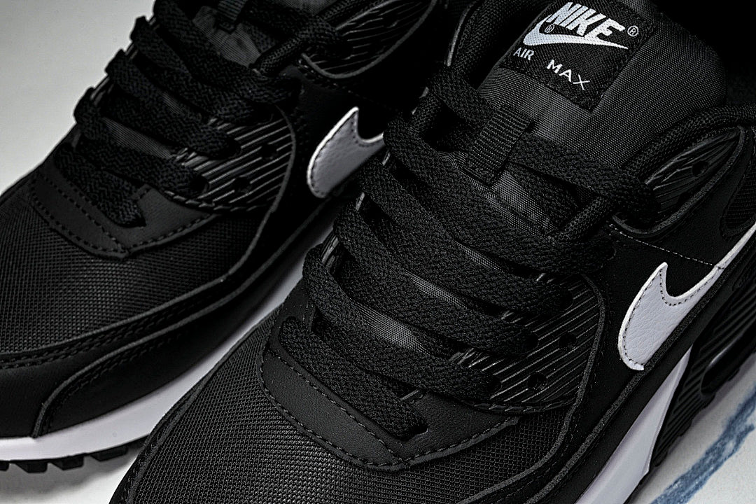 DH8010-002 AIR MAX 90 RETRO AIR CUSHIONED RUNNING SHOES BLACK/WHITE
