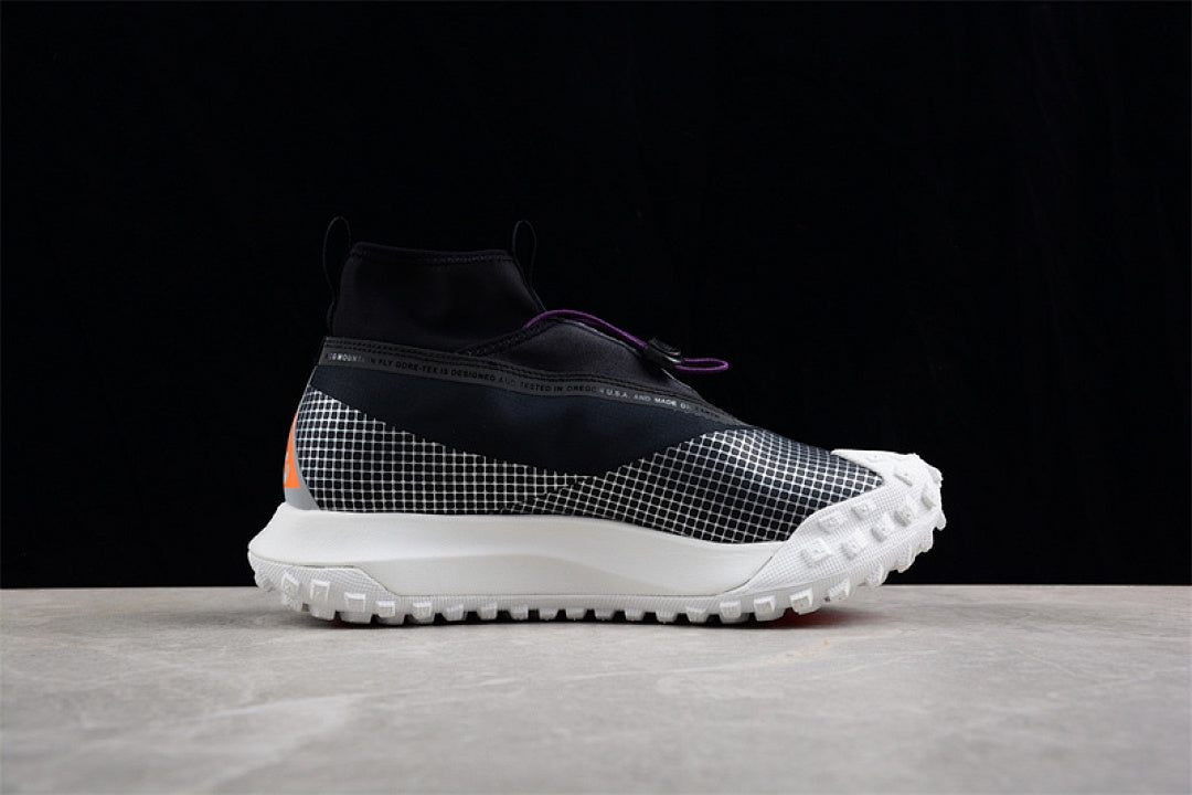 ACG MOUNTAIN FLY GTX BLACK/METALLIC SILVER/WHITE