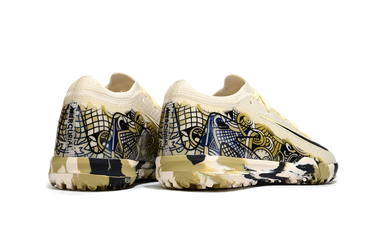 KIDS FOOTBALL SHOES FRO SIZES 30 - 35