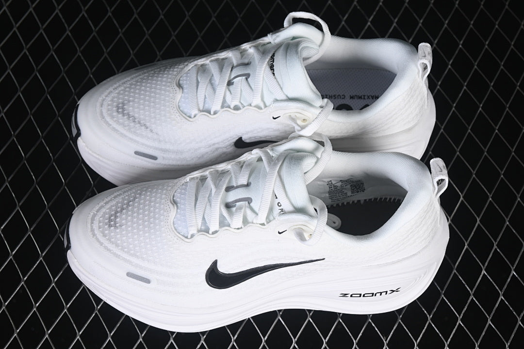NIKE VOMERO PLUS ZOOM X WHITE/BLACK