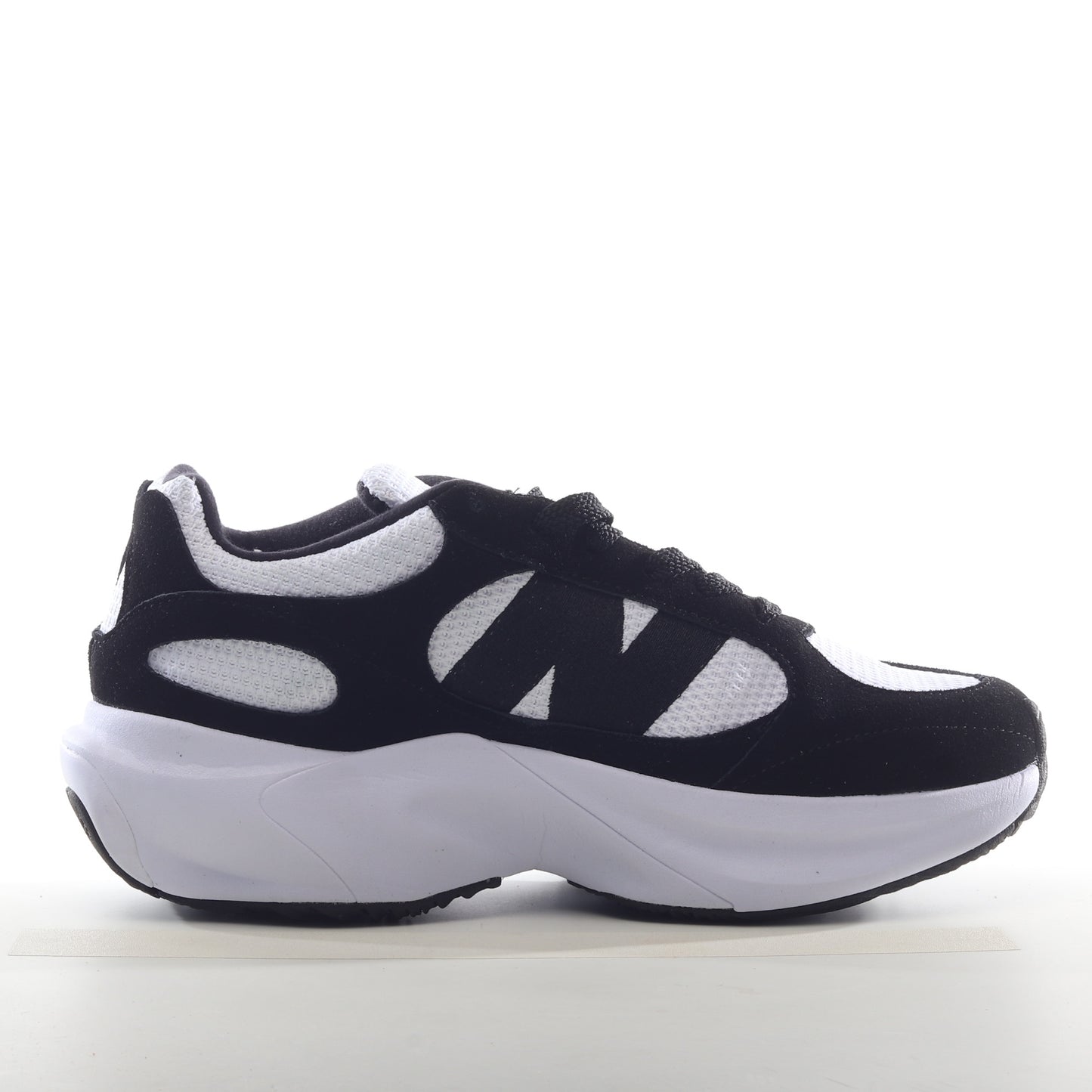 NEW BALANCE RUNNING SHOES