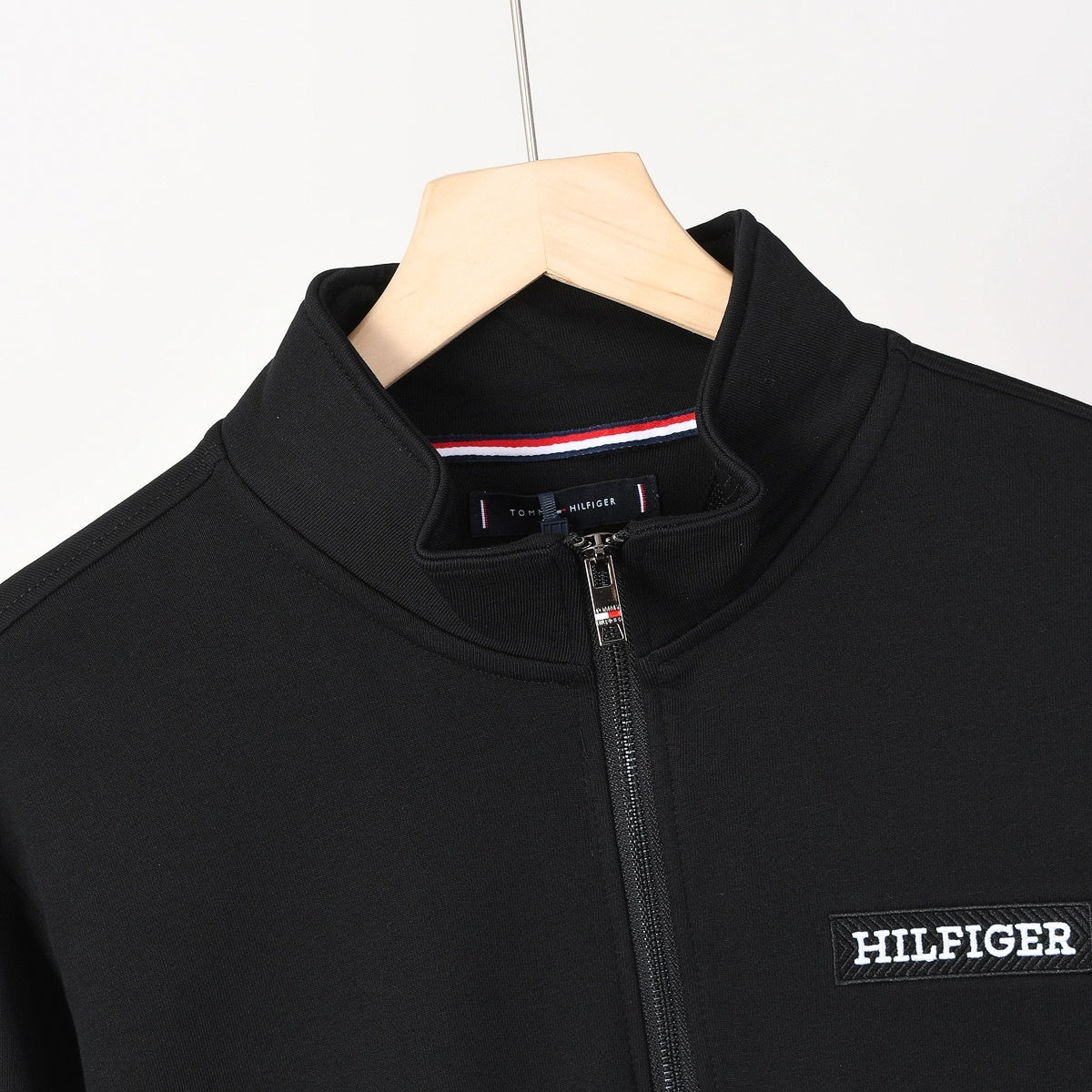 605Half ZipStand Collar Sweatshirt