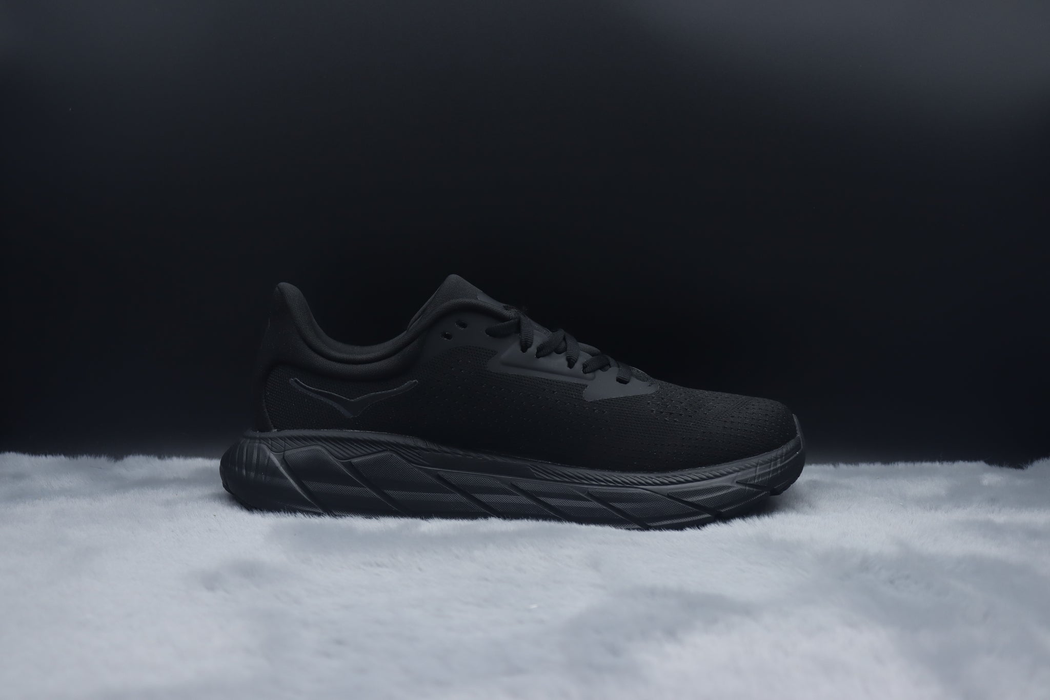 HOKA Arahi 7 HIKING SHOES 36-45