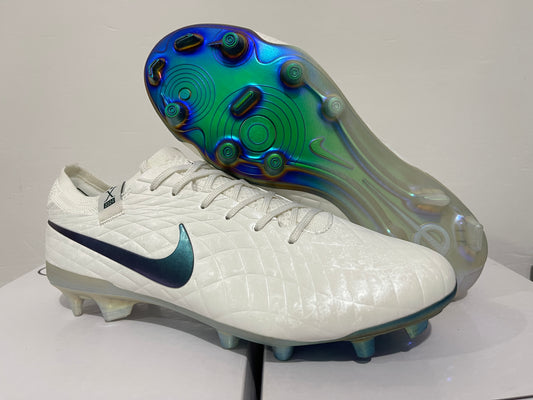 Nike Tiempo Legend X ‘Pearl'30th anniversary stylings.39-45