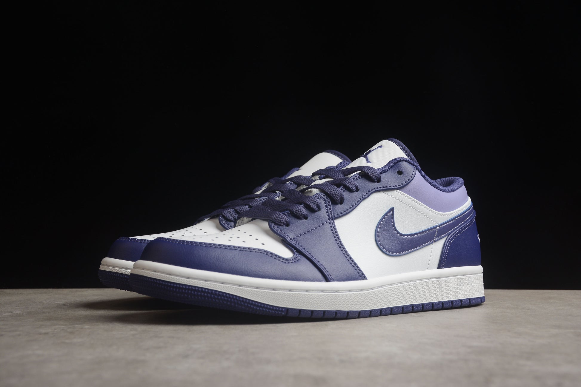 Air Jordan Low 1 Violet