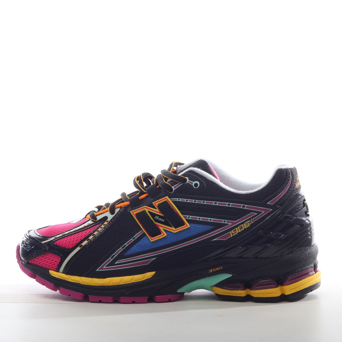 New Balance 1906R
