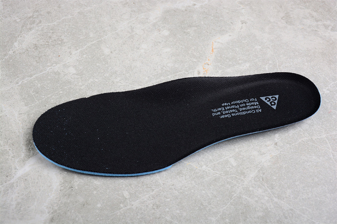 ACG MOUNTALN FLY LOW GTX SE BLACK/BLACK/WHITE
