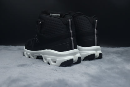 ONCLOUD ROCK LOW WATER PROOF