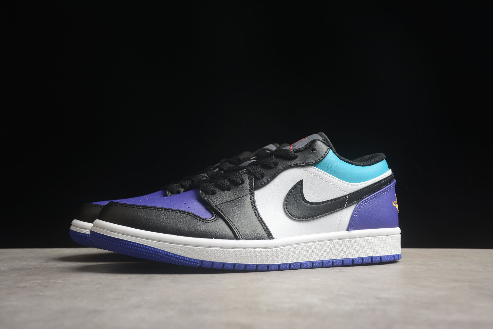 Air Jordan Low 1 Violet/Bleu