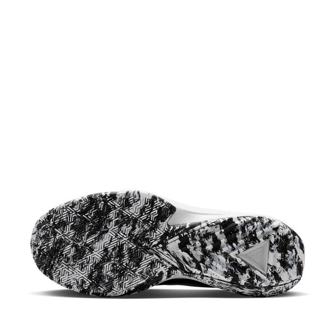 Nike Zoom Freak 5 finish line shoes