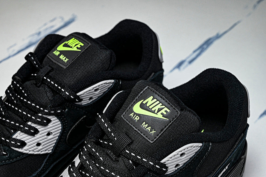 【250】FQ2377-001 AIR MAX 90 RETRO AIR CUSHIONED RUNNING SHOES BLACK/LIGHT GRAY/GREEN