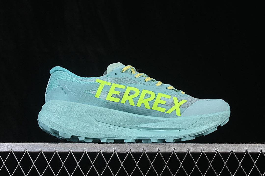 TERREX AGRAVIC SOLE-BOOSTING RUNNING SHOES BLUE/GREEN/BLUE