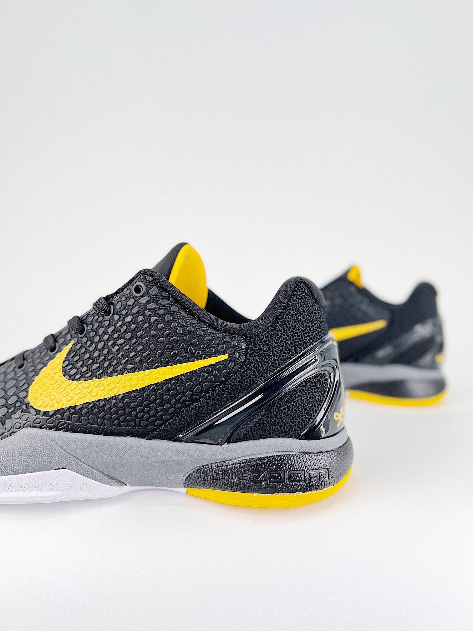NIKE Zoom KOBE 6