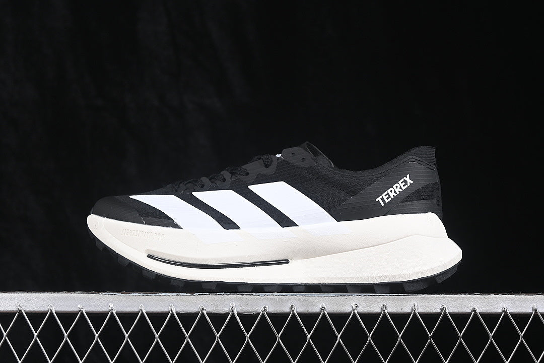TERREX AGRAVIC SPEED ULTRA 2 RUNNING SHOES BLACK/WHITE