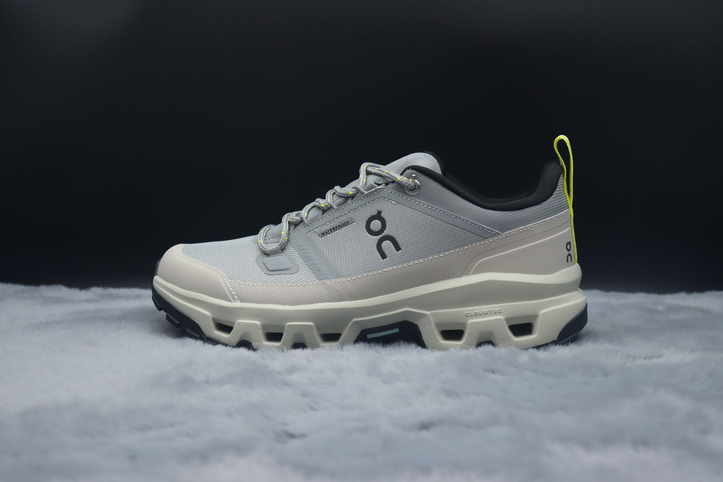 ONCLOUD ROCK LOW WATER PROOF