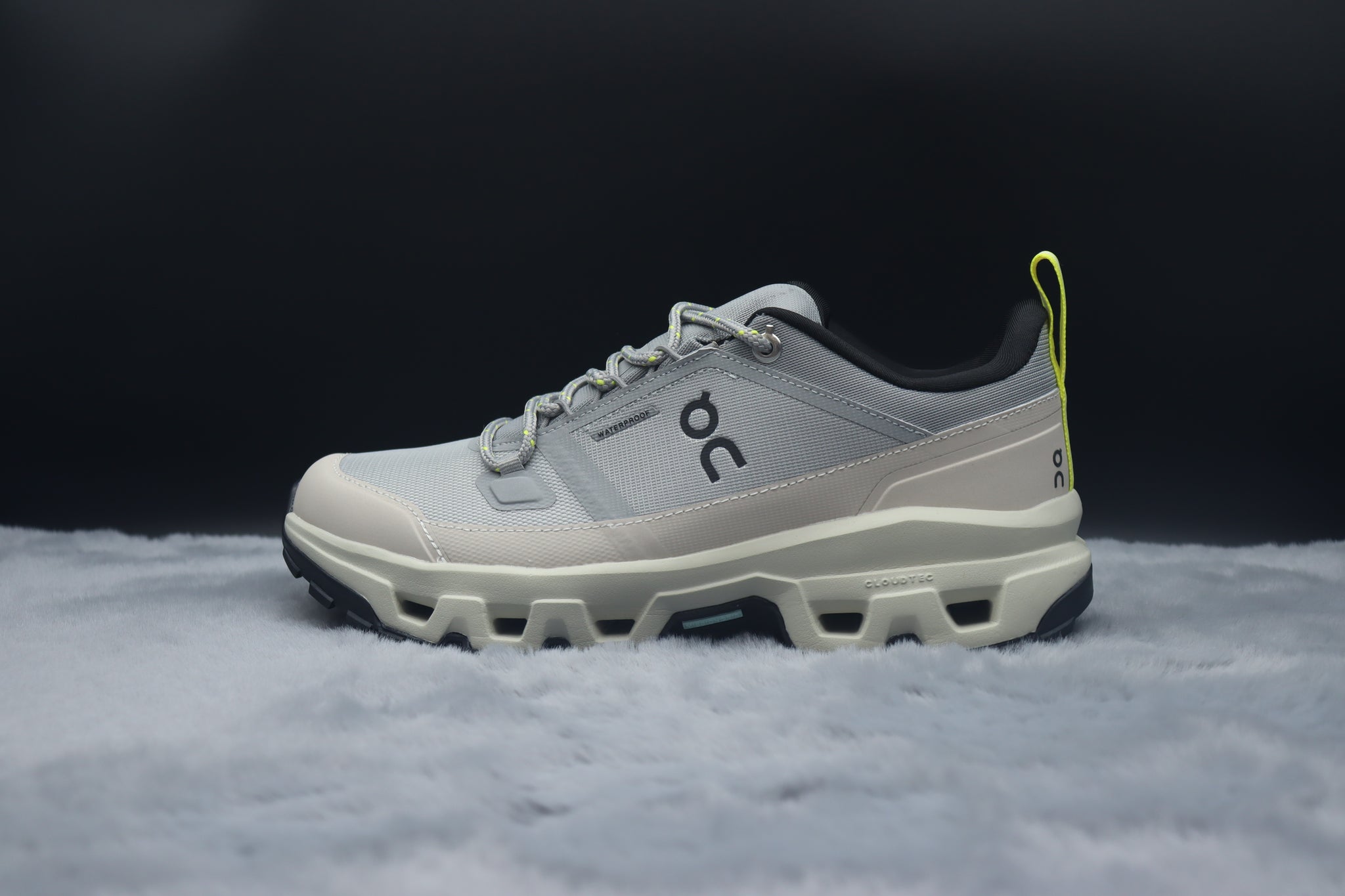 ONCLOUD ROCK LOW WATER PROOF