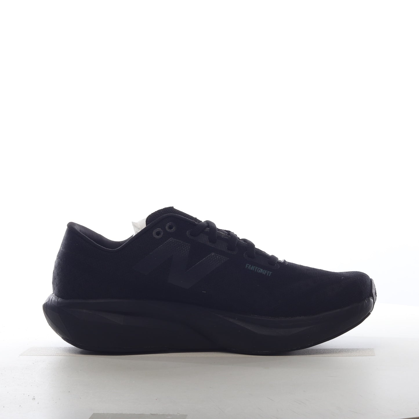 New Balance FuelCell Rebel V4