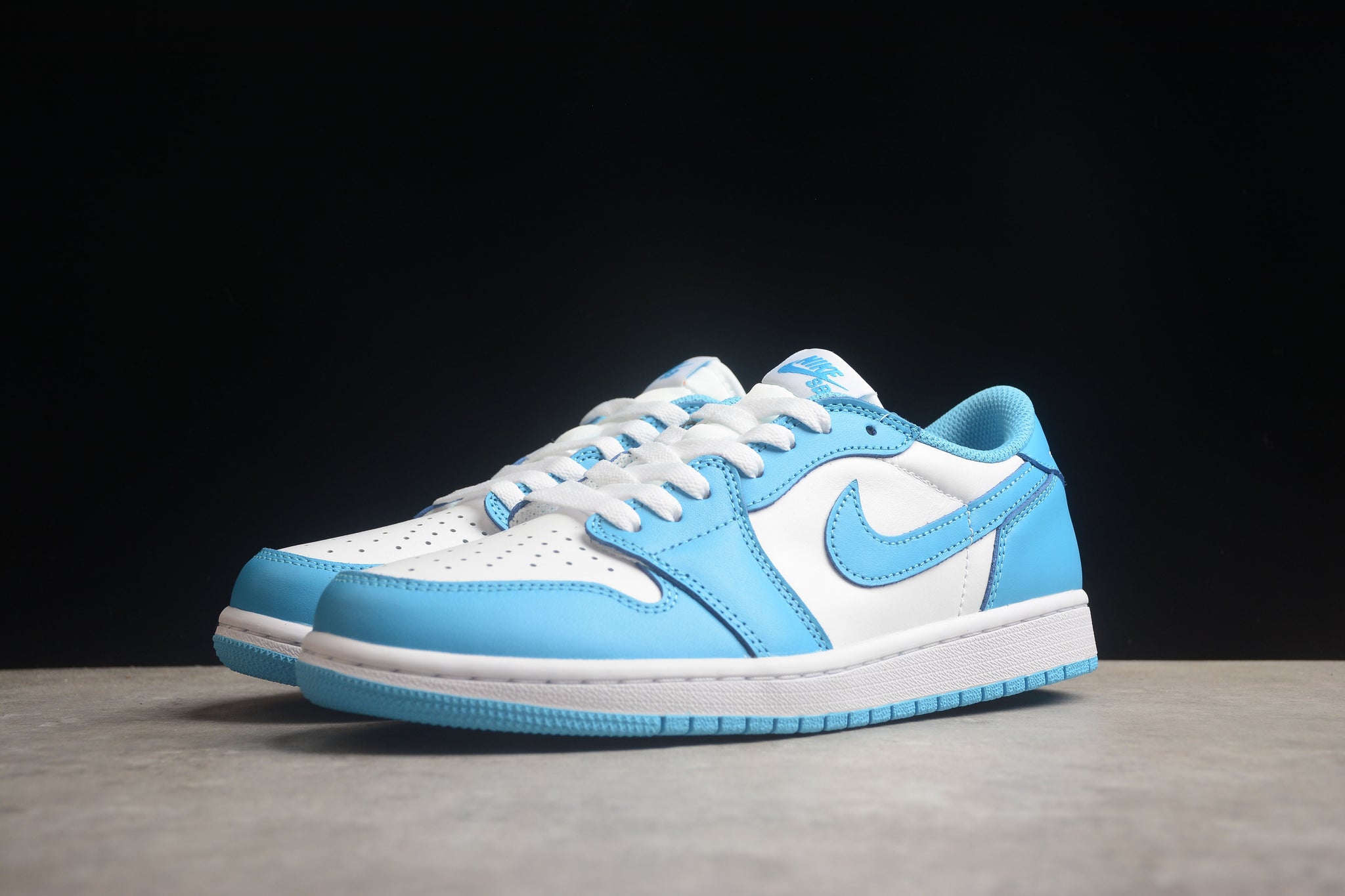 Air Jordan Low 1 Bleu