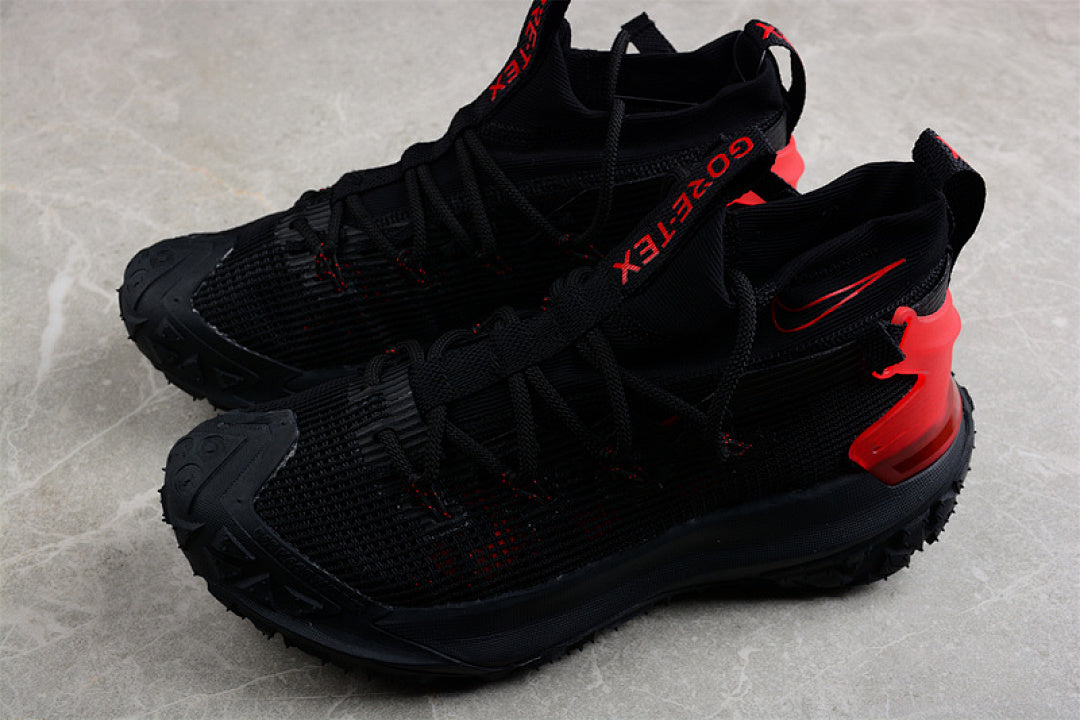 ACG MOUNTALN FLY LOW GTX SE BLACK/BLACK/RED