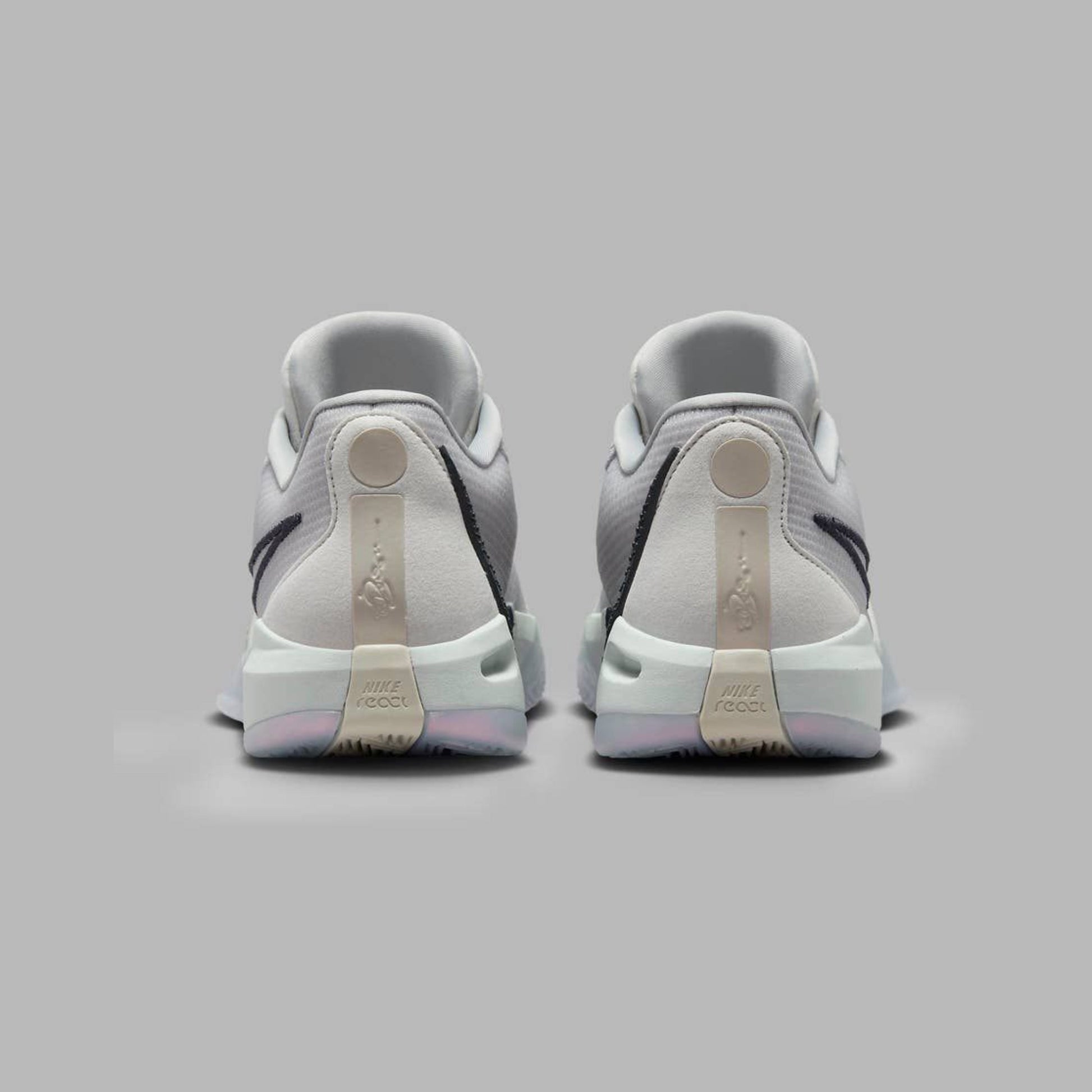 Nike Sabrina 1 ionic shoes