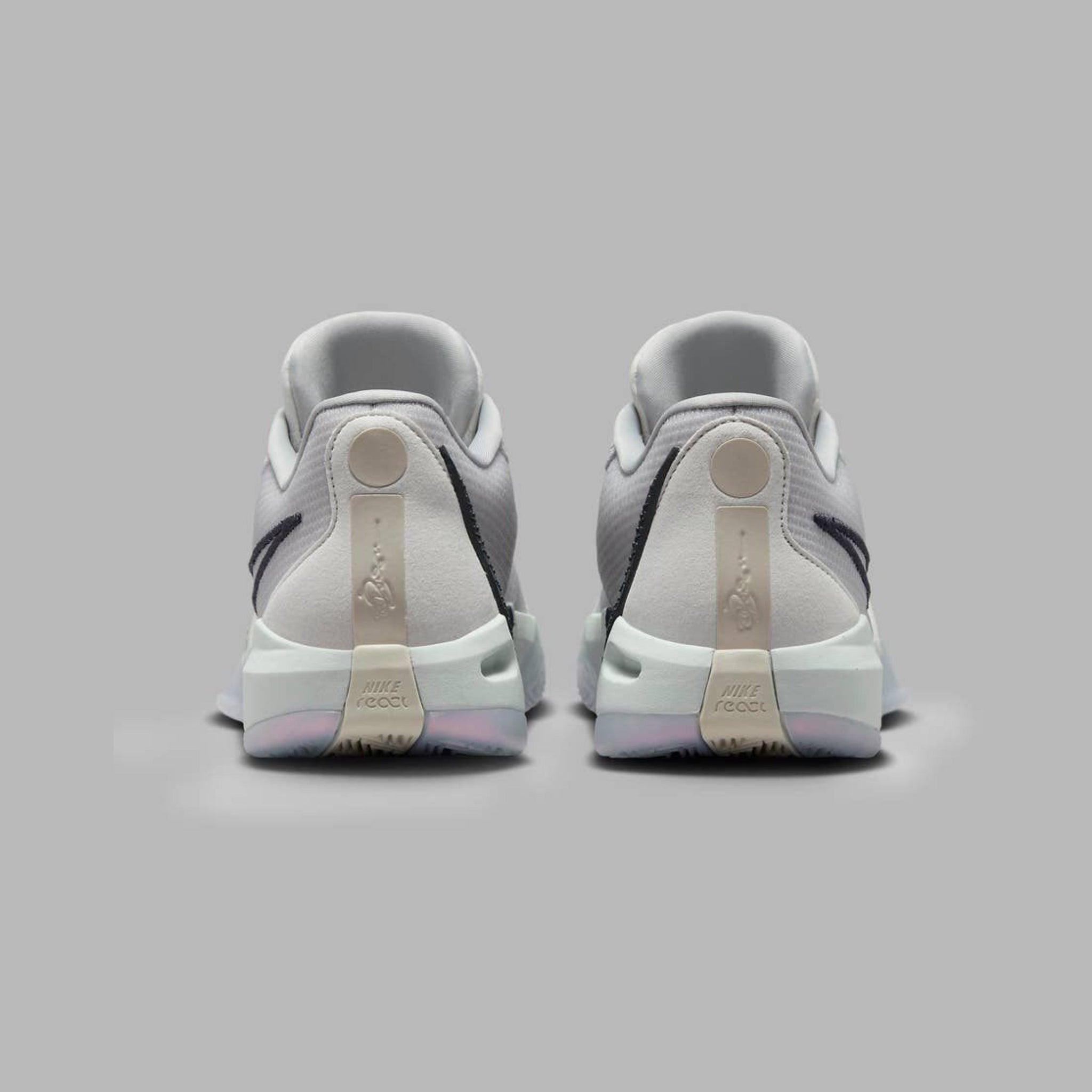 Nike Sabrina 1 ionic shoes