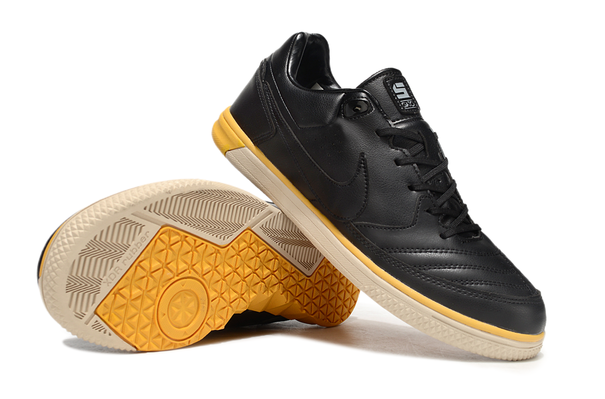Nike Gato IC 39-45
