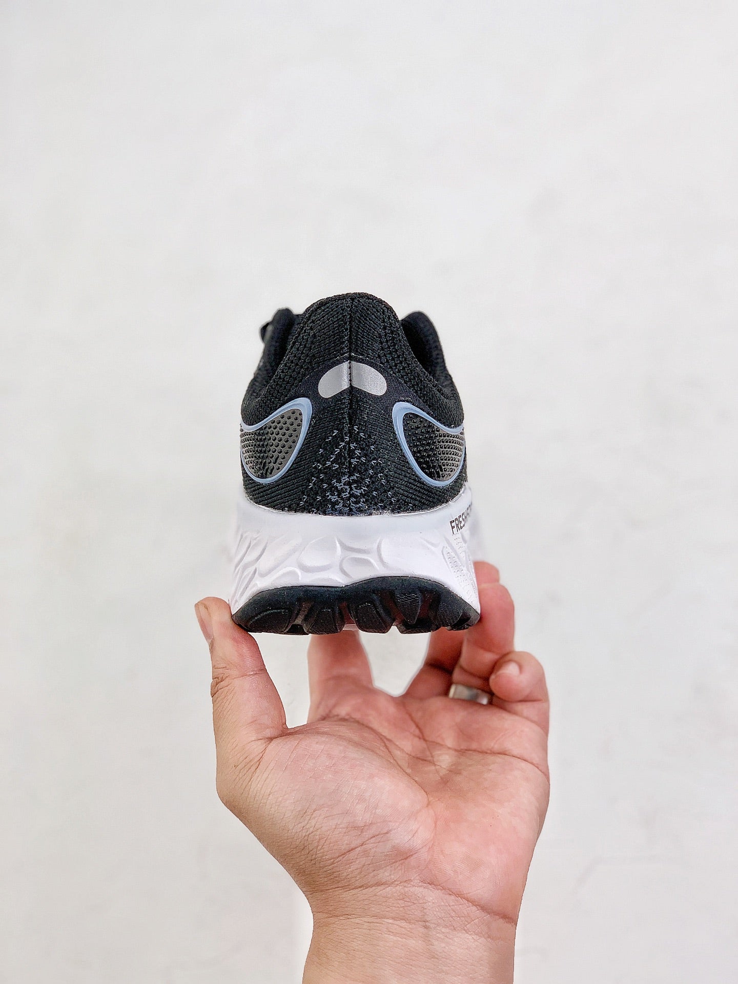 New Balance NB Fresh Foam Black&White