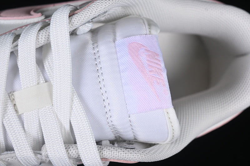 【320】【WP0212-013】-[SB DUNK LOW WHITE/PINK]-[WOMAN:35.5-40]