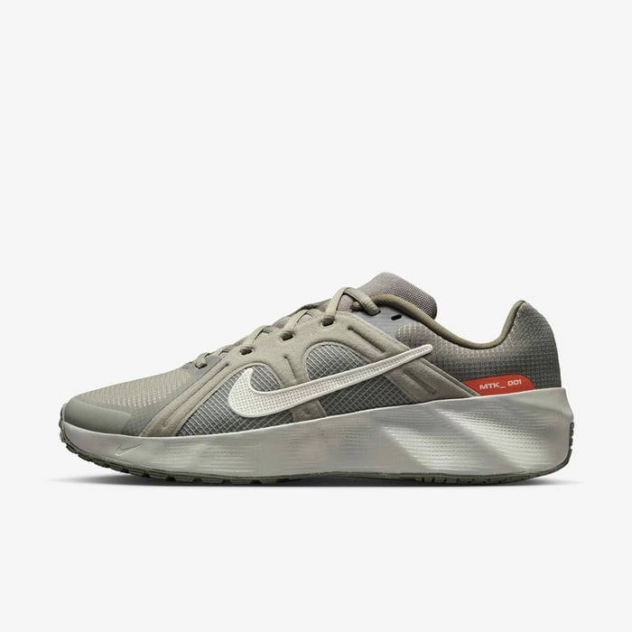 Nike Metro Tek