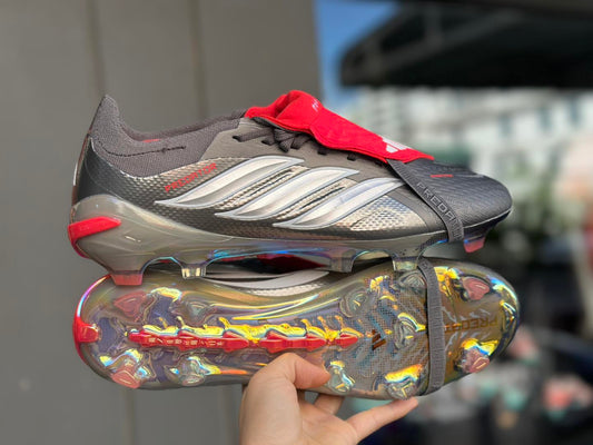 Predator 26 Elite FG Gris Rouge