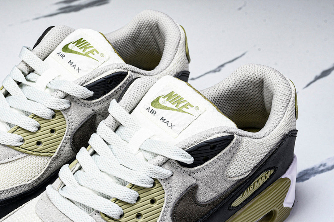 DM0029-011 AIR MAX 90 RETRO AIR CUSHIONED RUNNING SHOES BLACK/WHITE/TEA GREEN