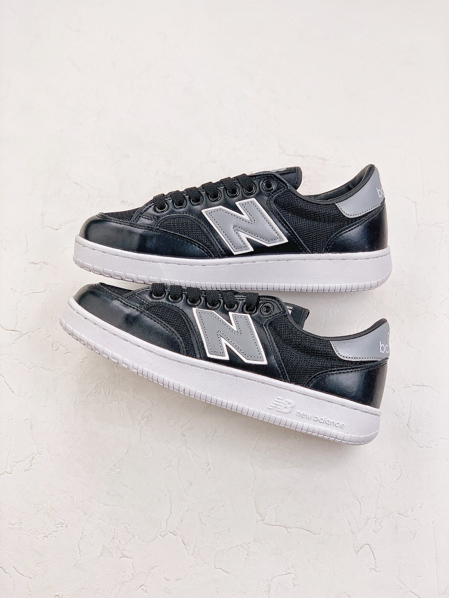 New Balance Pro Court
Black