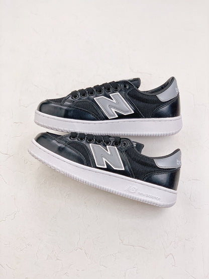 New Balance Pro Court
Black
