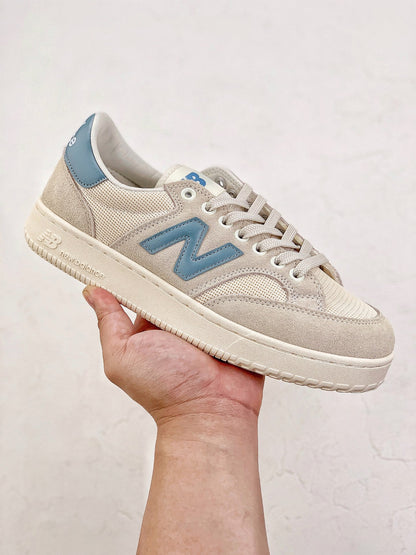 New Balance Pro Court
Beige Ocean blue